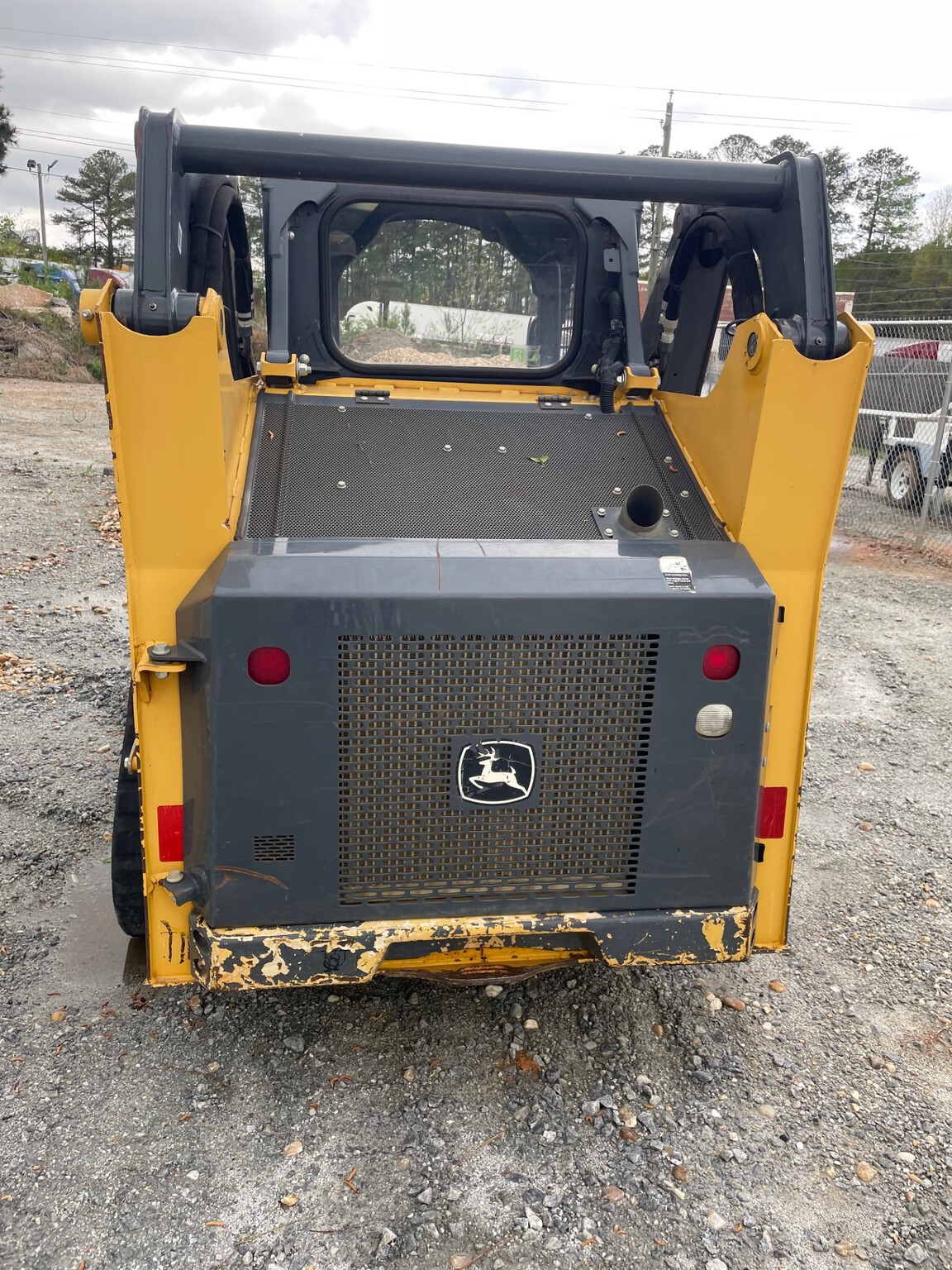 2017 John Deere 317G Image 2