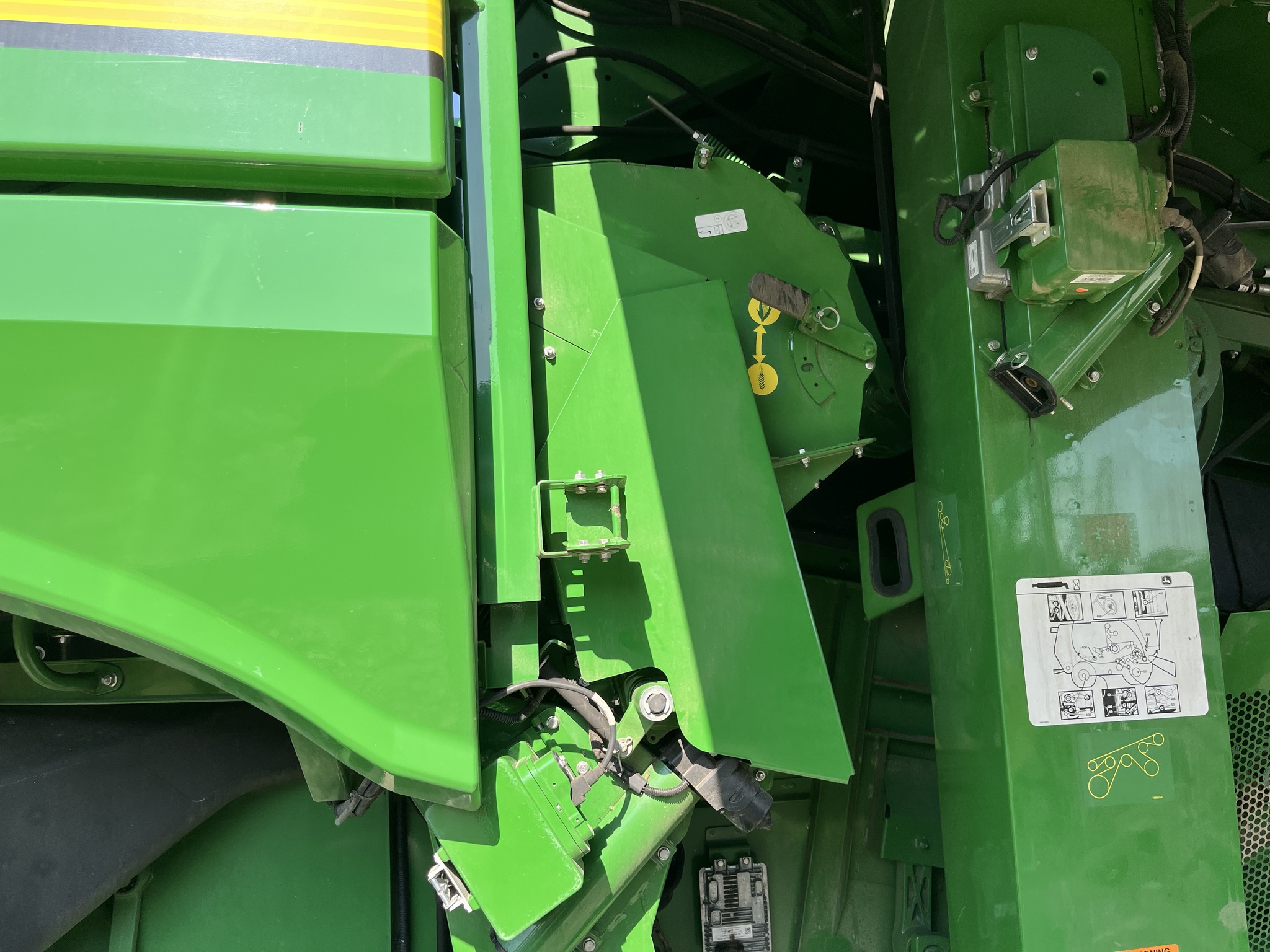 2021 John Deere S780 Image 8