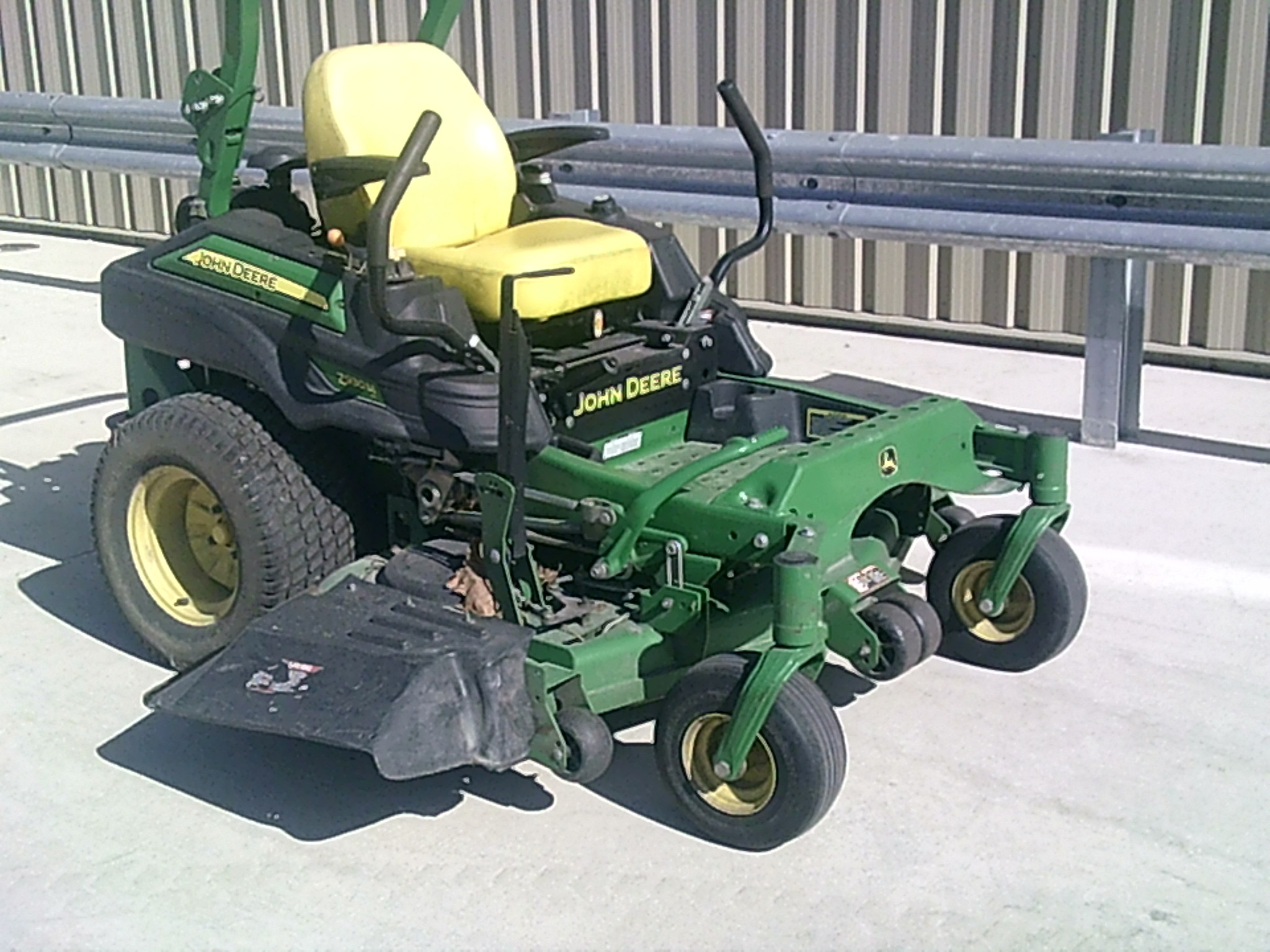 2013 John Deere Z930M EFI Image 1