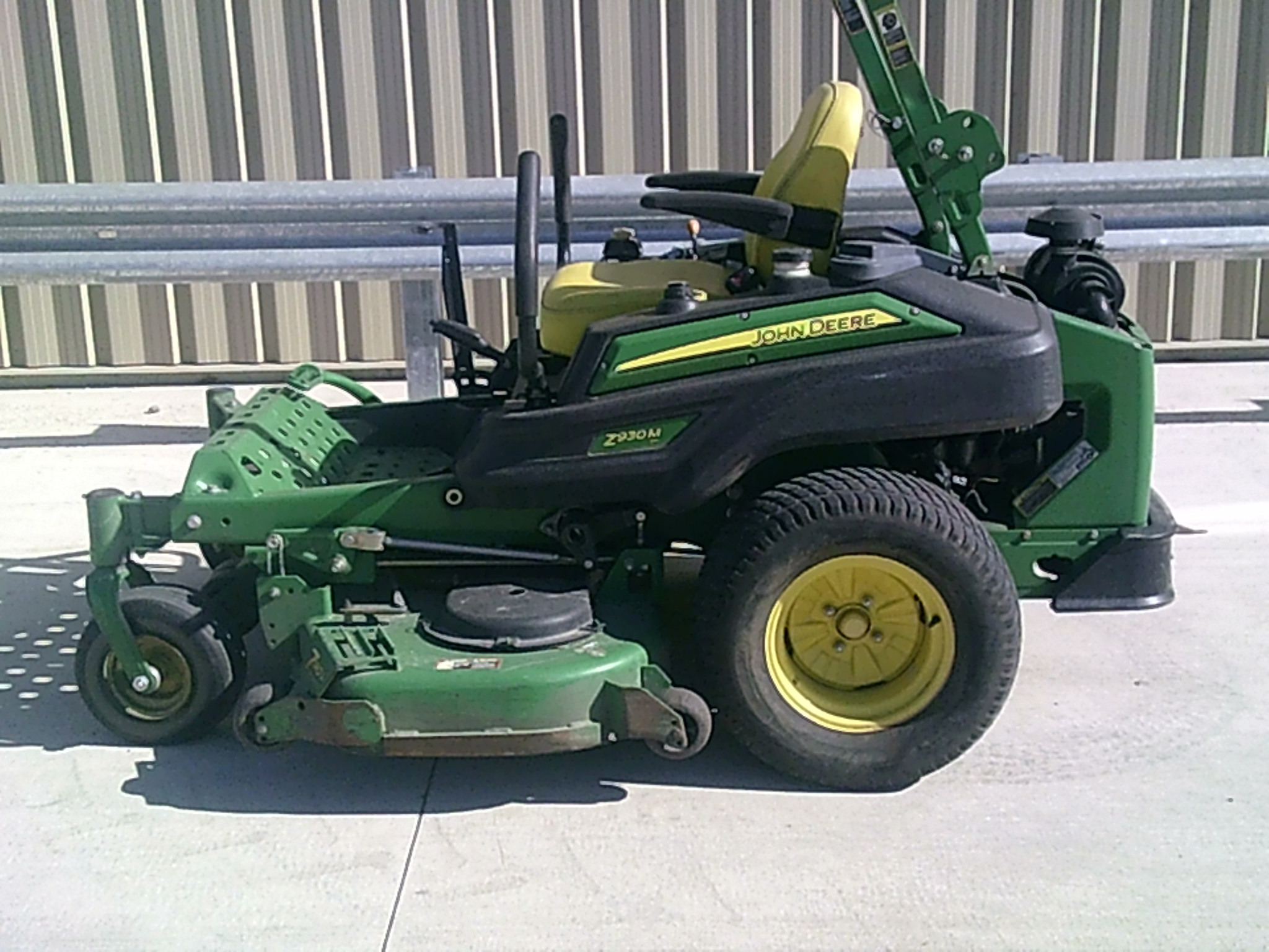 2013 John Deere Z930M EFI Image 6