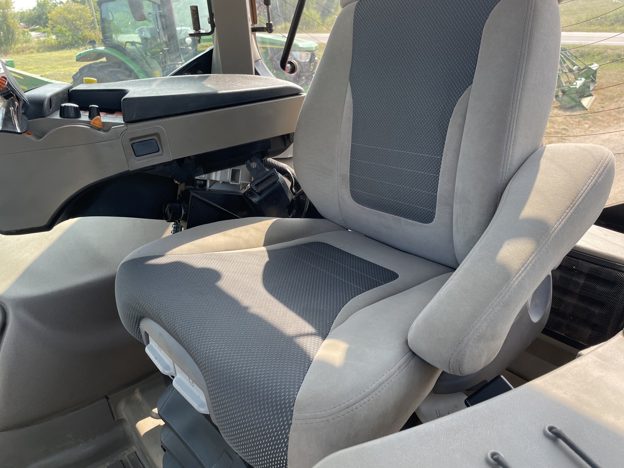 2019 Case IH Maxxum 145 MC T4B Image 21