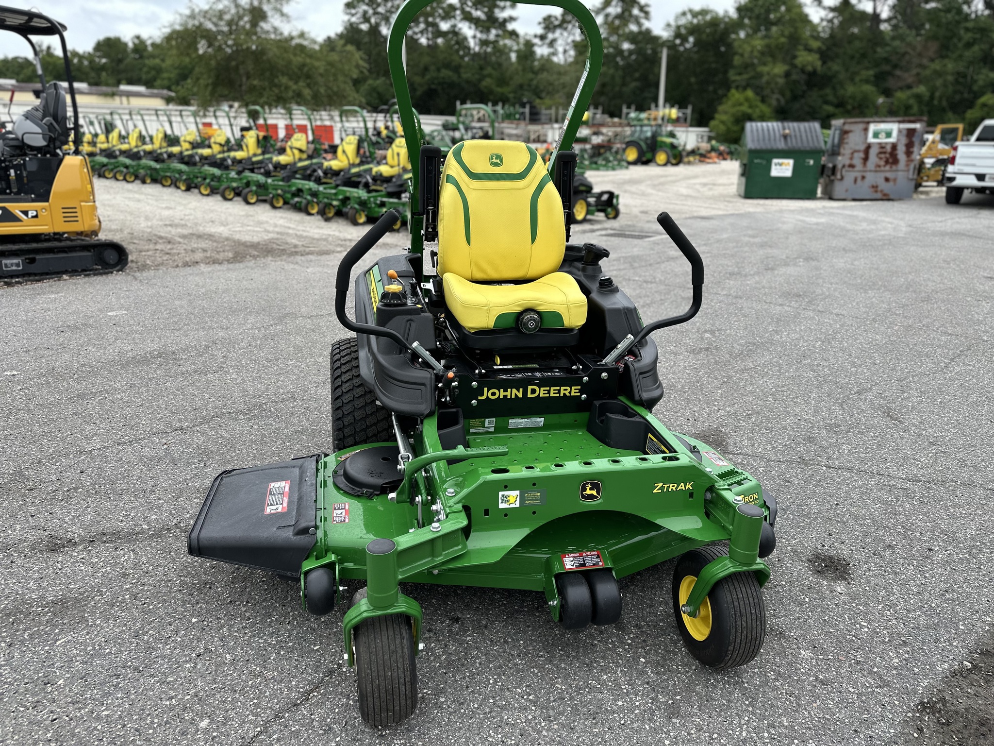 2024 John Deere Z920M 60 Image 3