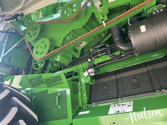 Photo of 2024 John Deere S780