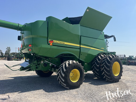Photo of 2024 John Deere S780