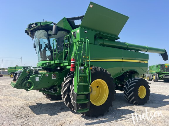 Photo of 2024 John Deere S780