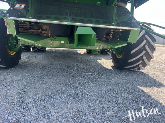 Photo of 2024 John Deere S780