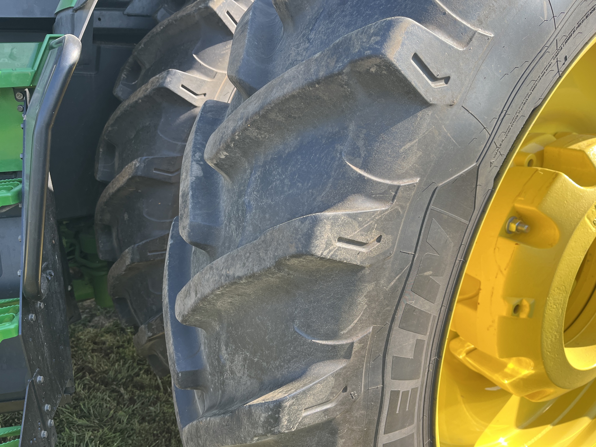 2024 John Deere 8R 340 at Heritage Tractor in Monmouth, IL