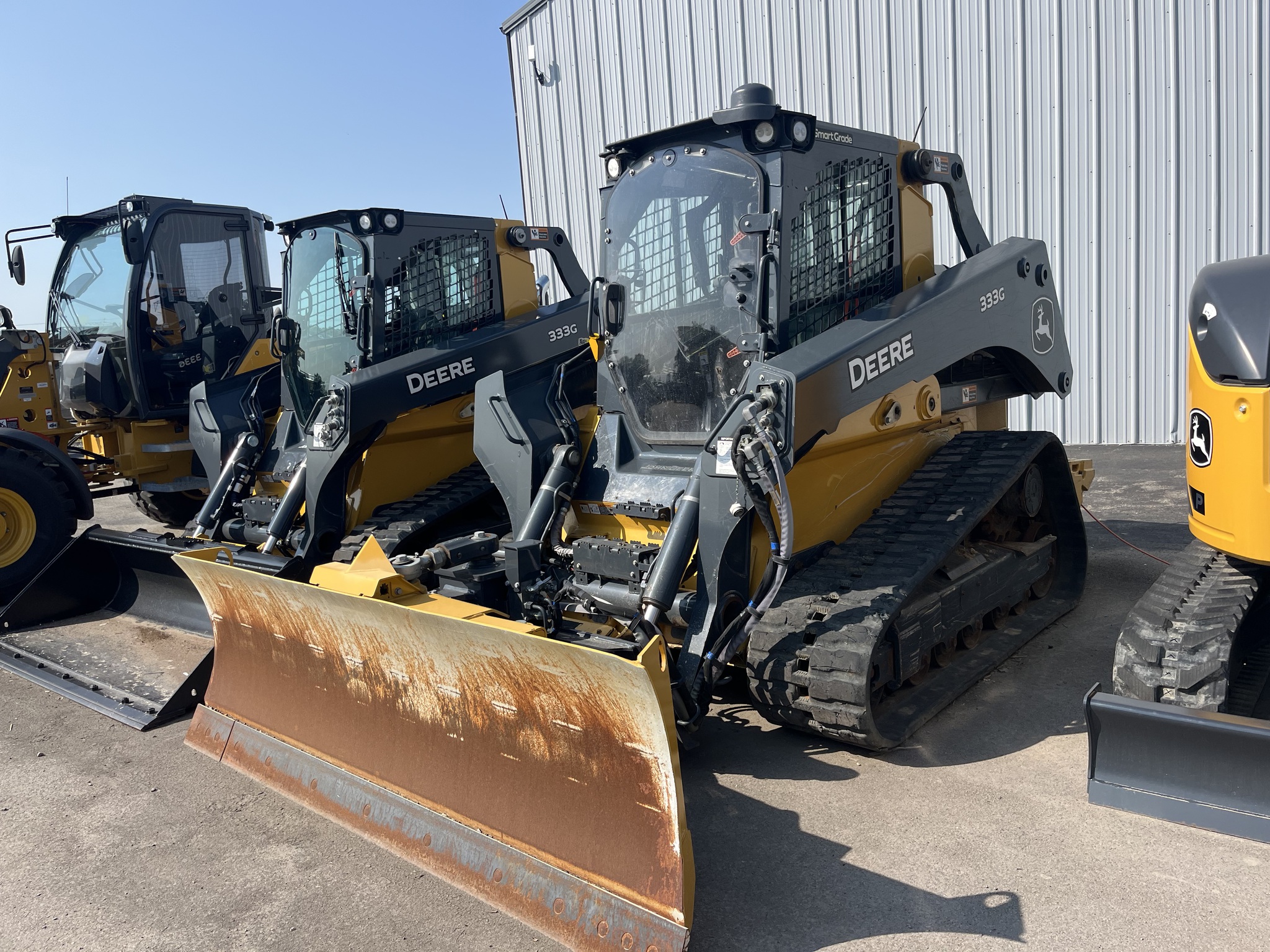 2021 John Deere 333G Image 1