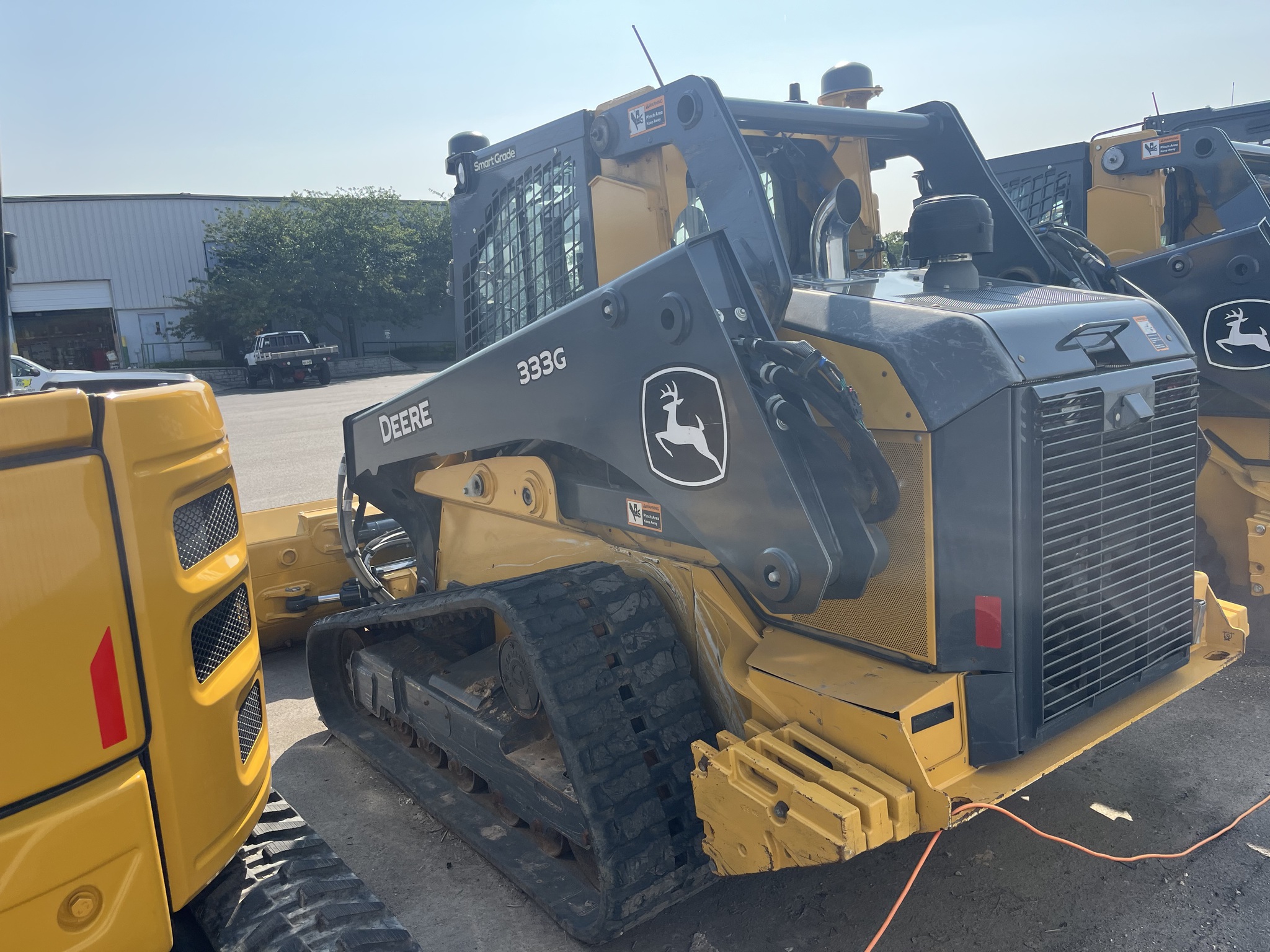 2021 John Deere 333G Image 4