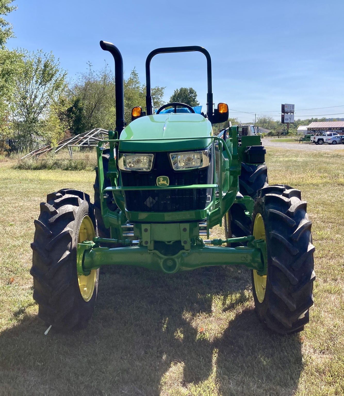 2024 John Deere 5067E Image 3