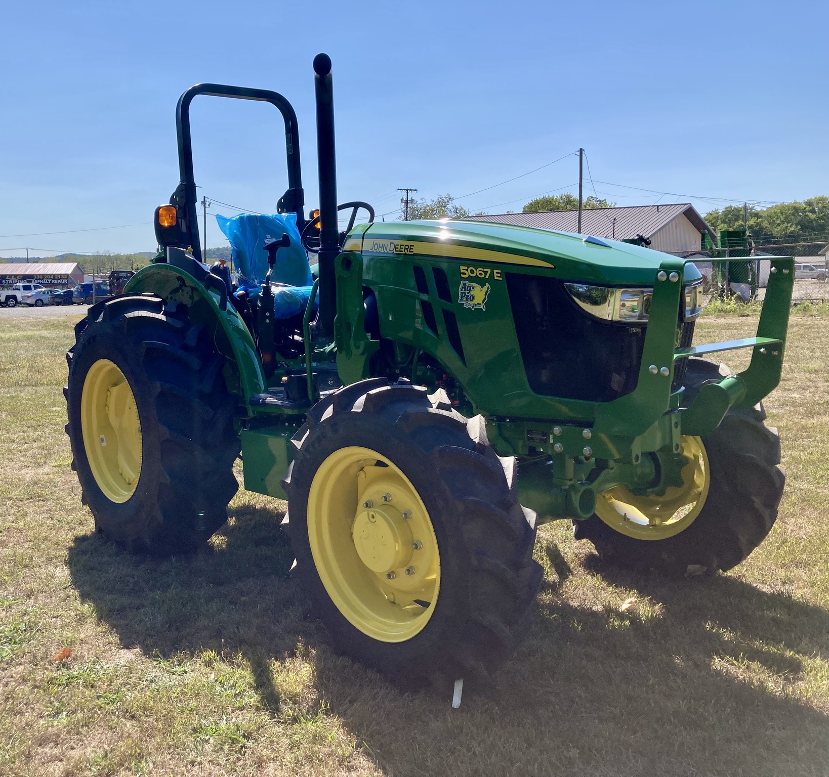 2024 John Deere 5067E Image 2