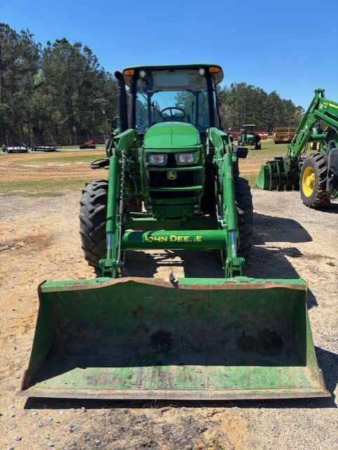2023 John Deere 5100E Image 2