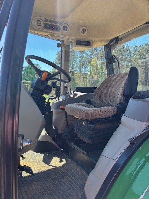 2023 John Deere 5100E Image 6