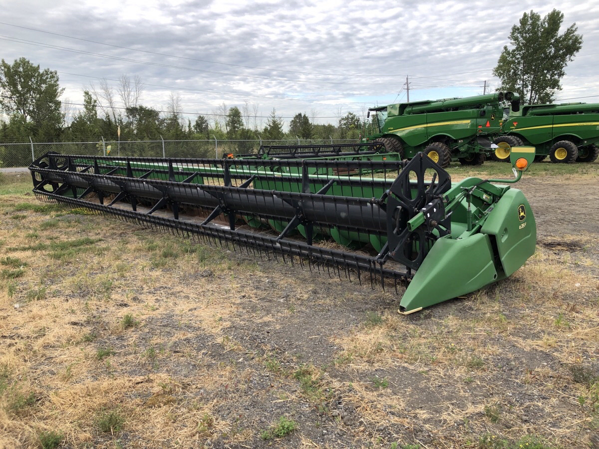 2013 John Deere 635F Image 1