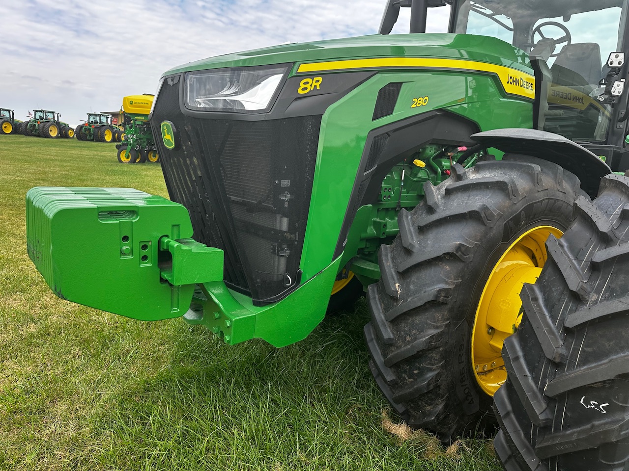  2024 John Deere 8R 280 at Heritage Tractor in Lacon, IL