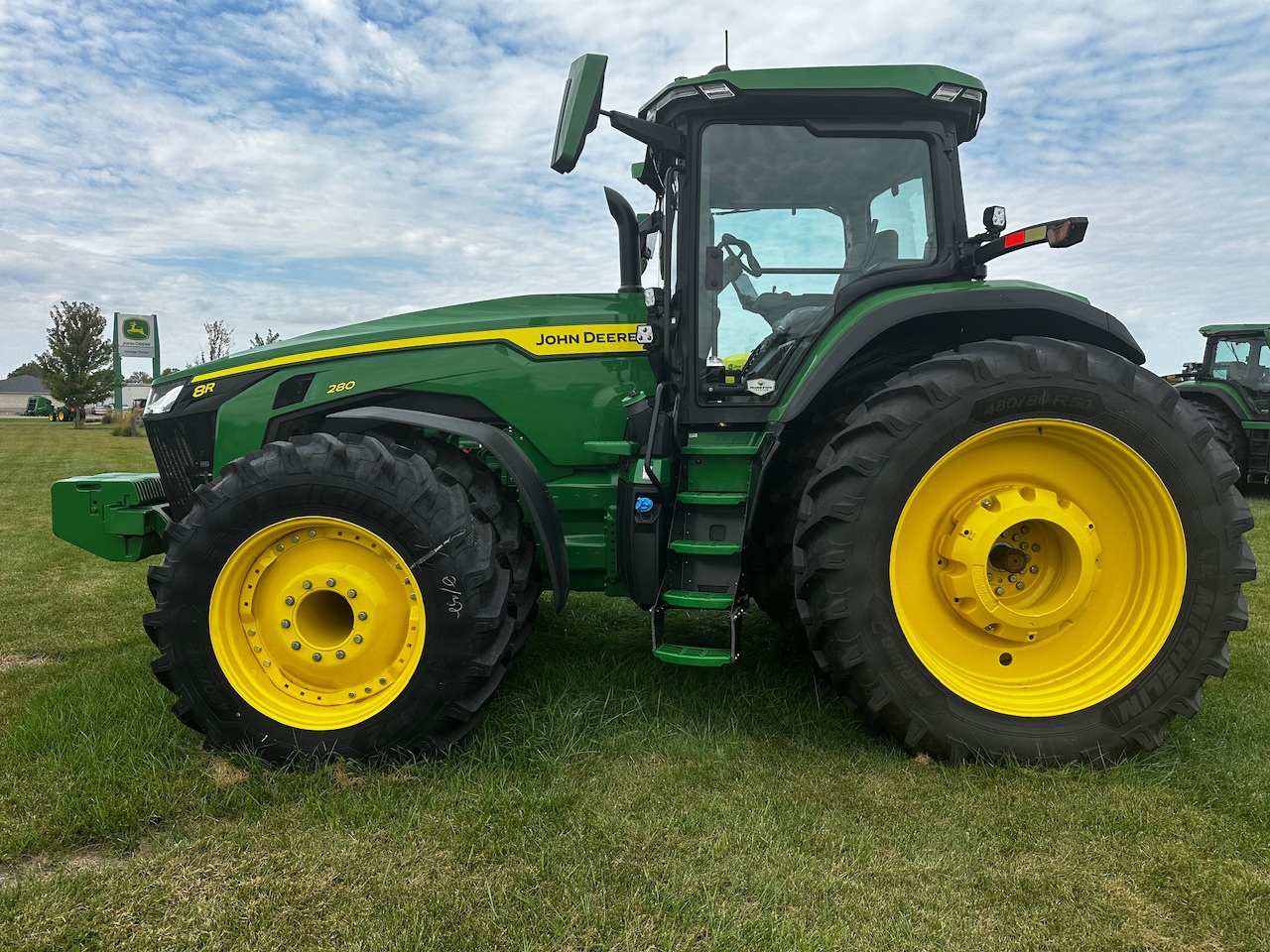  2024 John Deere 8R 280 at Heritage Tractor in Lacon, IL