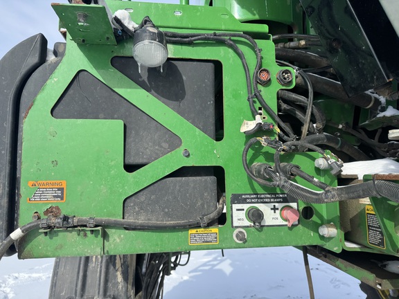 2021 John Deere R4038 - Photo17
