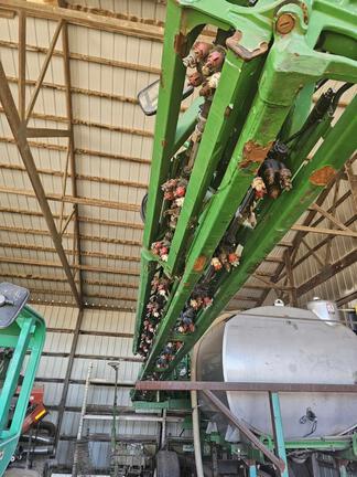 2021 John Deere R4038 - Photo28