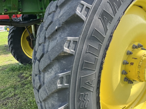 2021 John Deere R4038 - Photo12