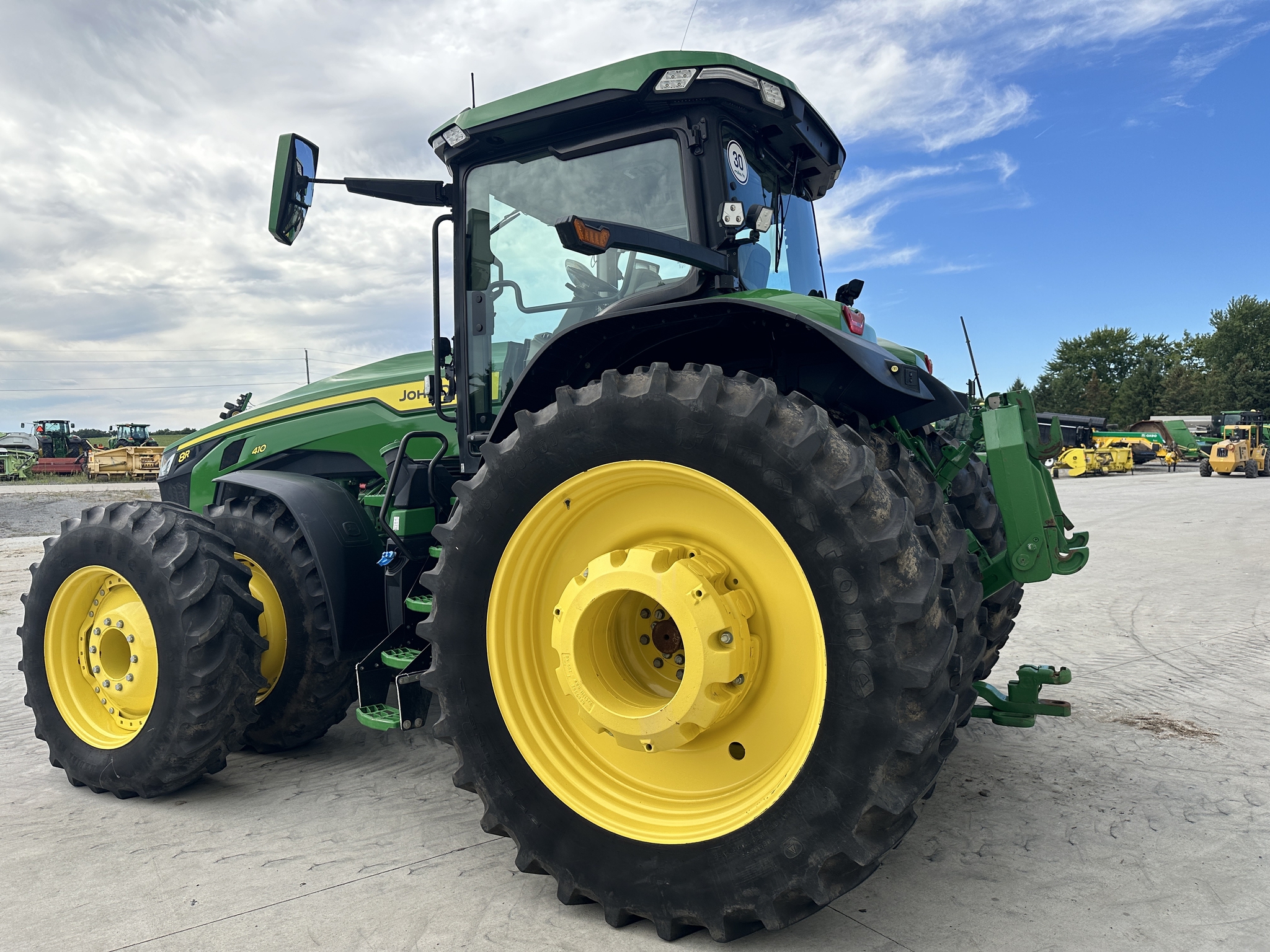 2020 John Deere 8R 410 Image 4