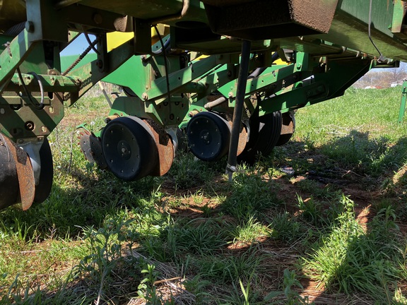 2005 John Deere 1770NT