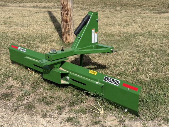 2018 Frontier RB5096 - Photo3