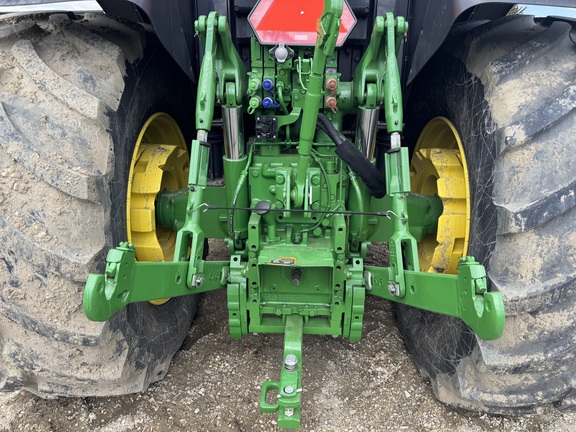 Used 2023 John Deere 6195M Row Crop Tractors at Horizon Ag & Turf in Vermilion, AB - Photo9