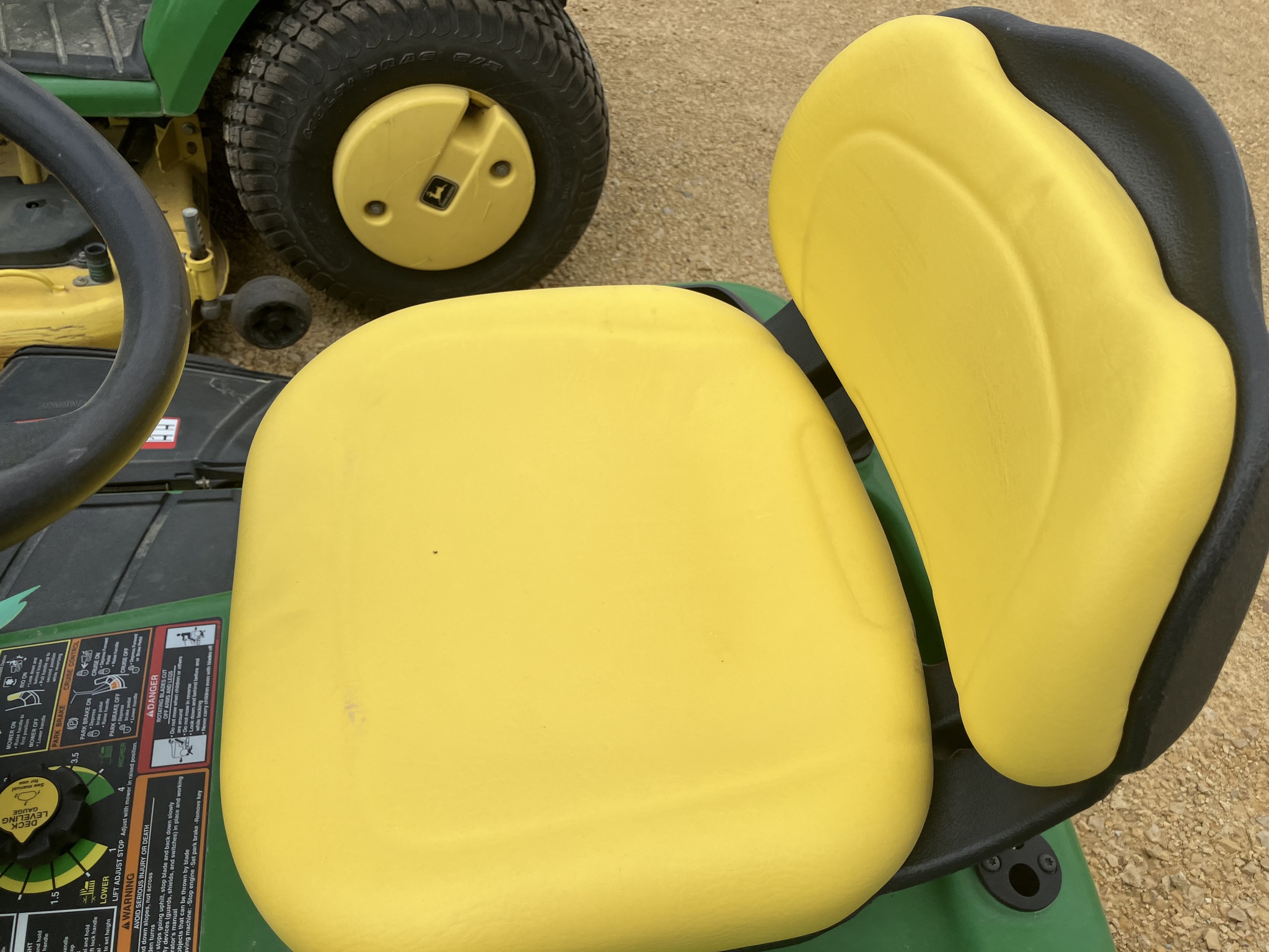 2010 John Deere X324 Image 5