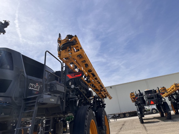 2025 Hagie STS12 - Photo23