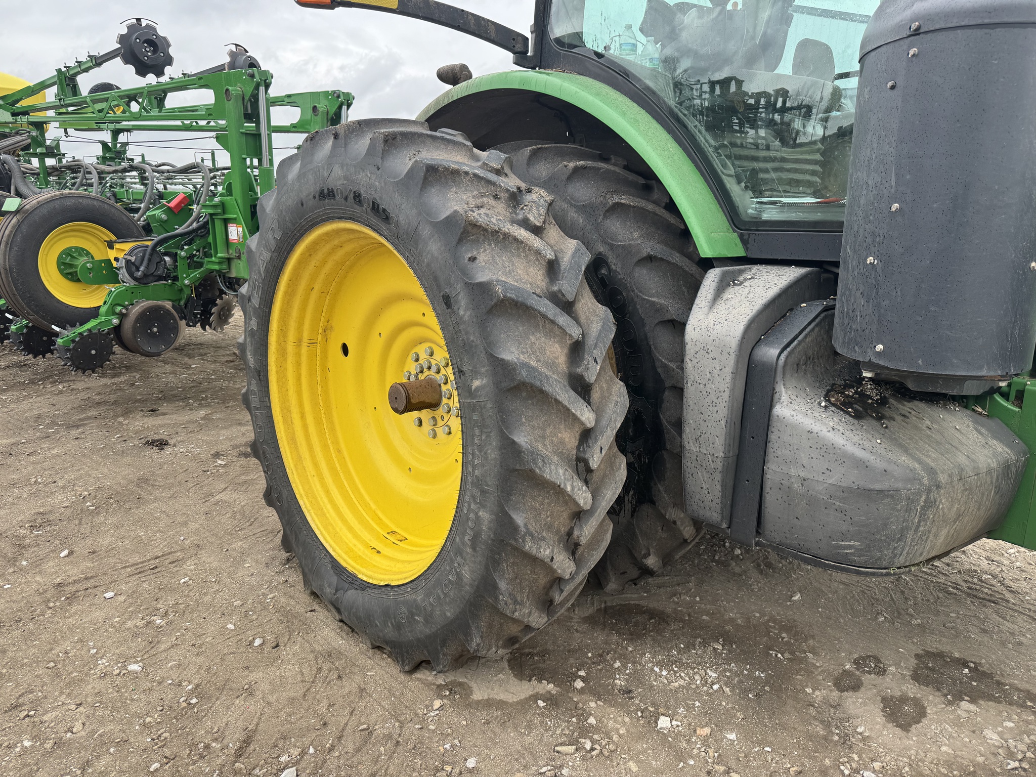 2013 John Deere 8285R at Heritage Tractor in Brimfield, IL