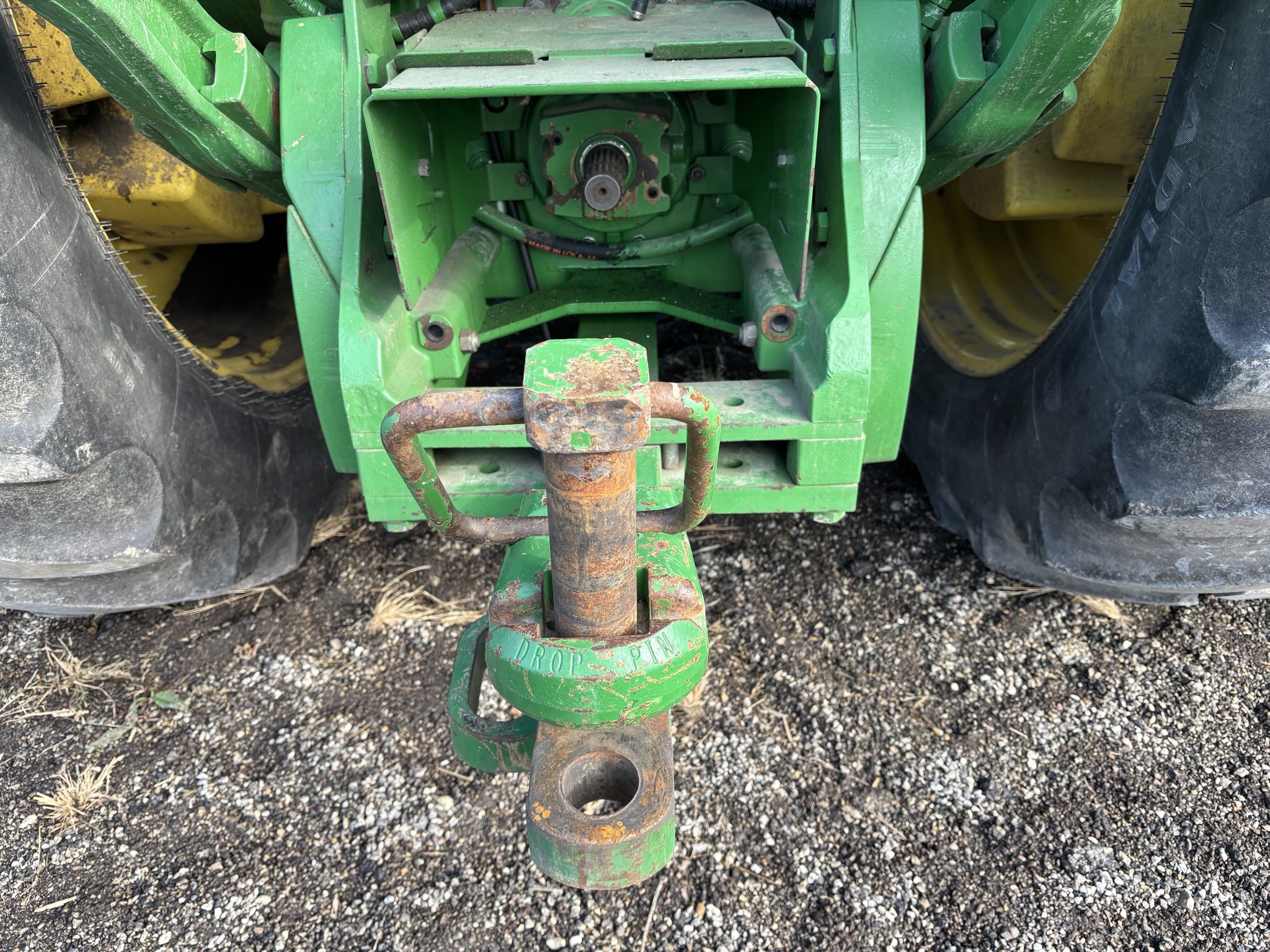  2013 John Deere 8285R at Heritage Tractor in Brimfield, IL