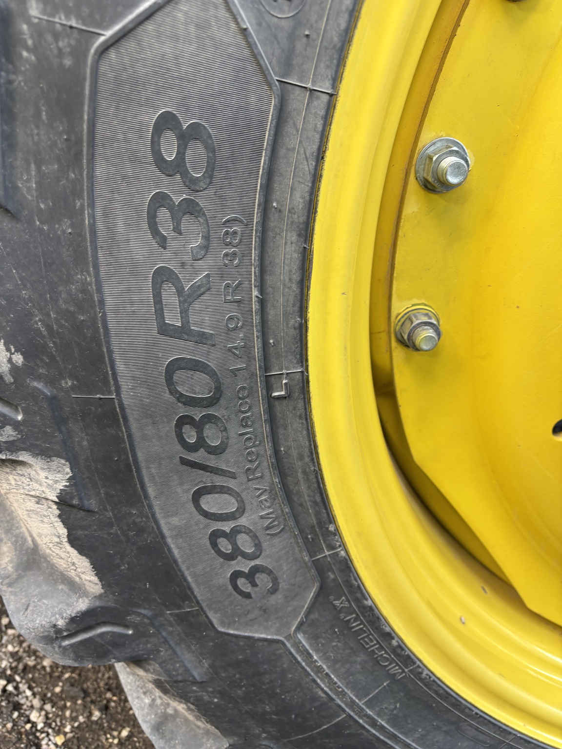  2013 John Deere 8285R at Heritage Tractor in Brimfield, IL