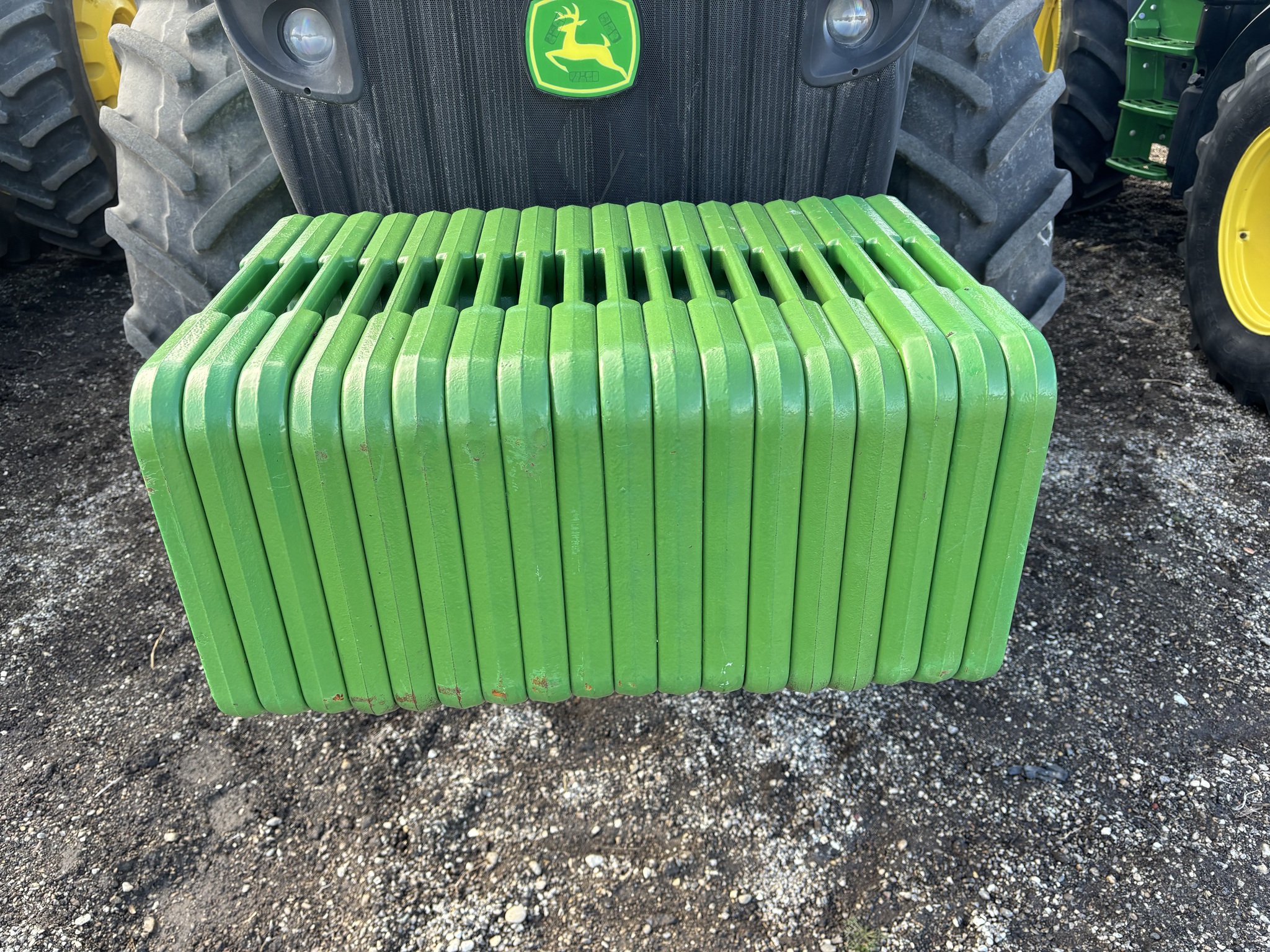  2013 John Deere 8285R at Heritage Tractor in Brimfield, IL