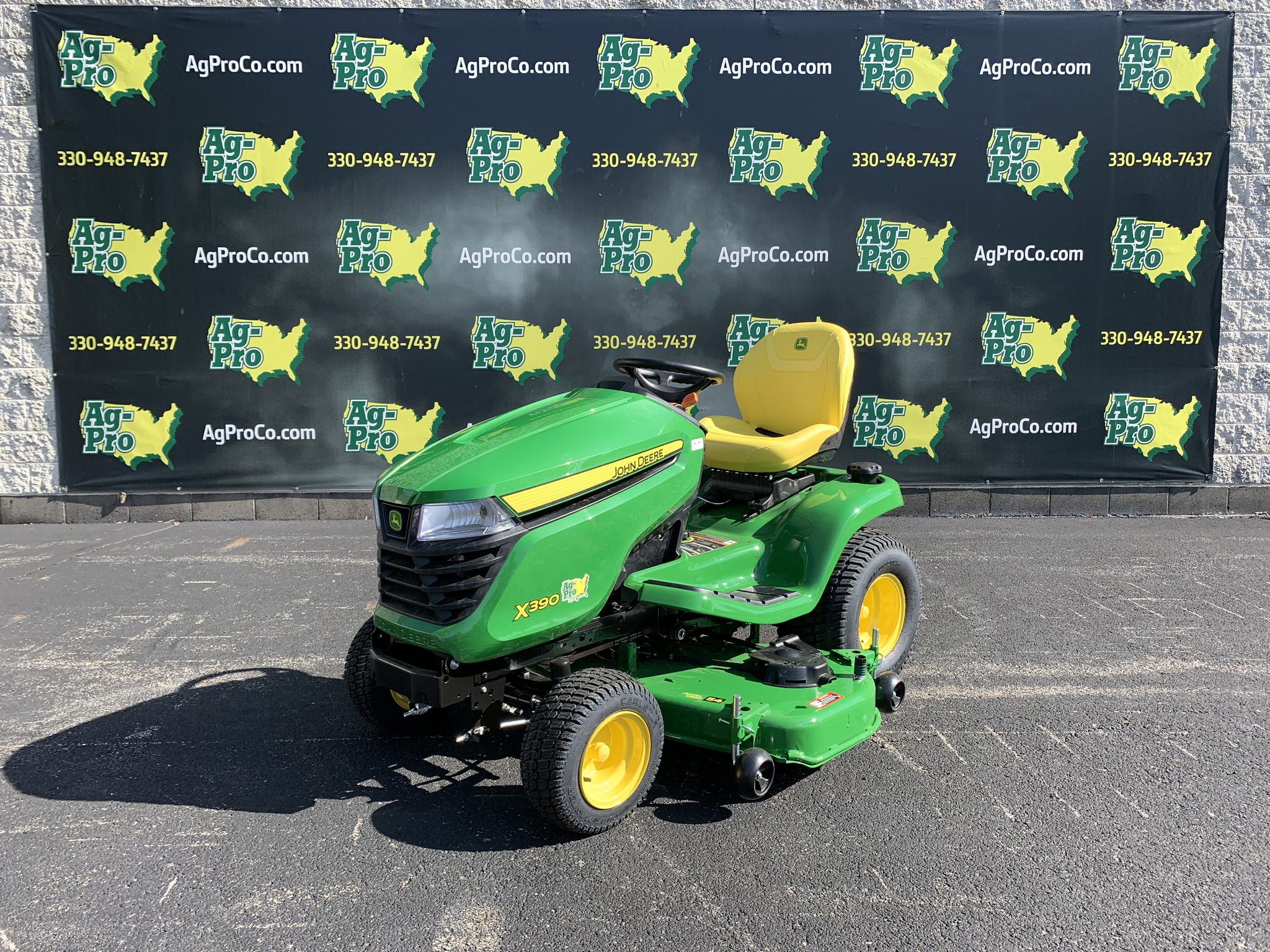 2025 John Deere X390 54