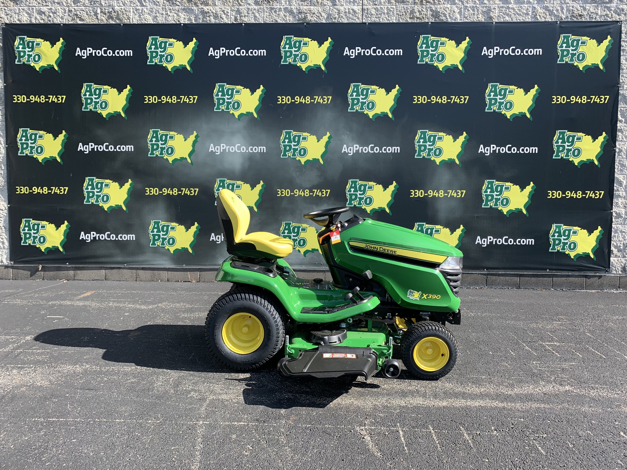 2025 John Deere X390 54