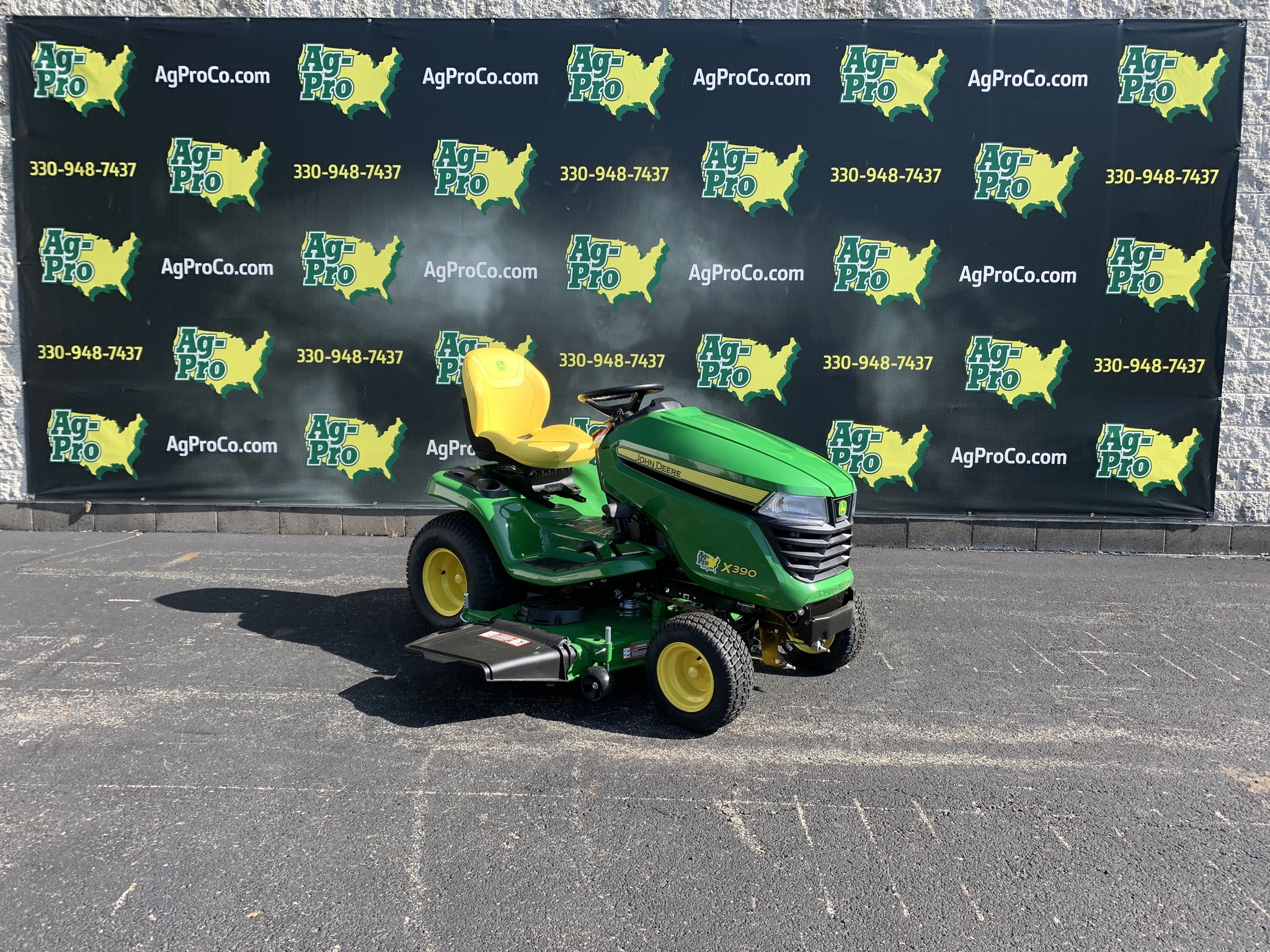 2025 John Deere X390 54