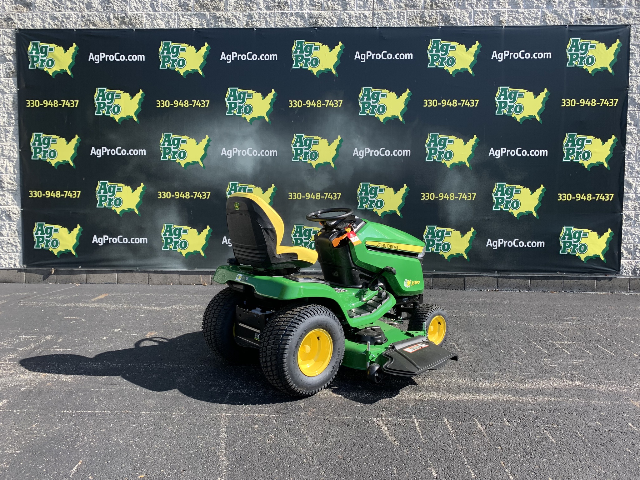 2025 John Deere X390 54