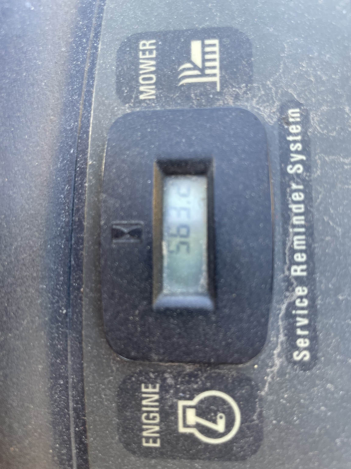 2004 John Deere L120 Image 9