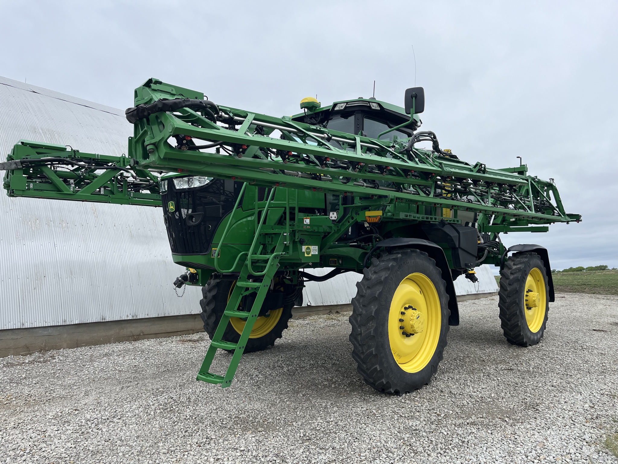  2024 John Deere 410R at Heritage Tractor in Seneca, KS