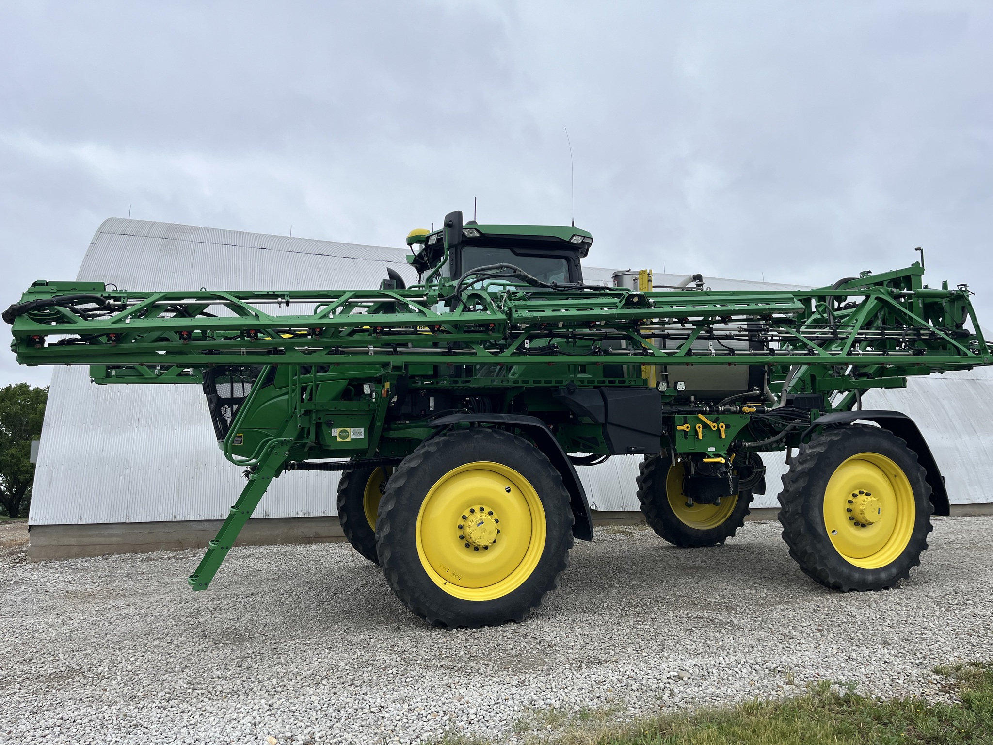  2024 John Deere 410R at Heritage Tractor in Seneca, KS