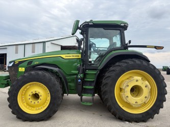2023 John Deere 8R 370 Image 3