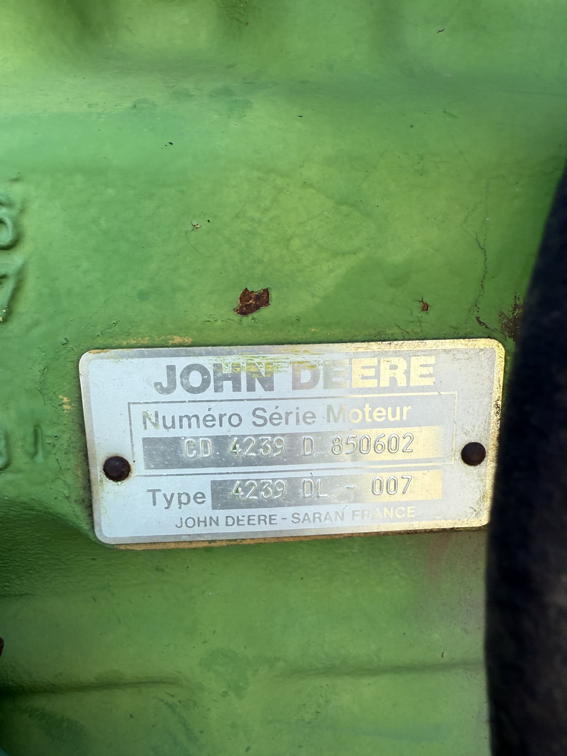 1988 John Deere 2355 Image 9
