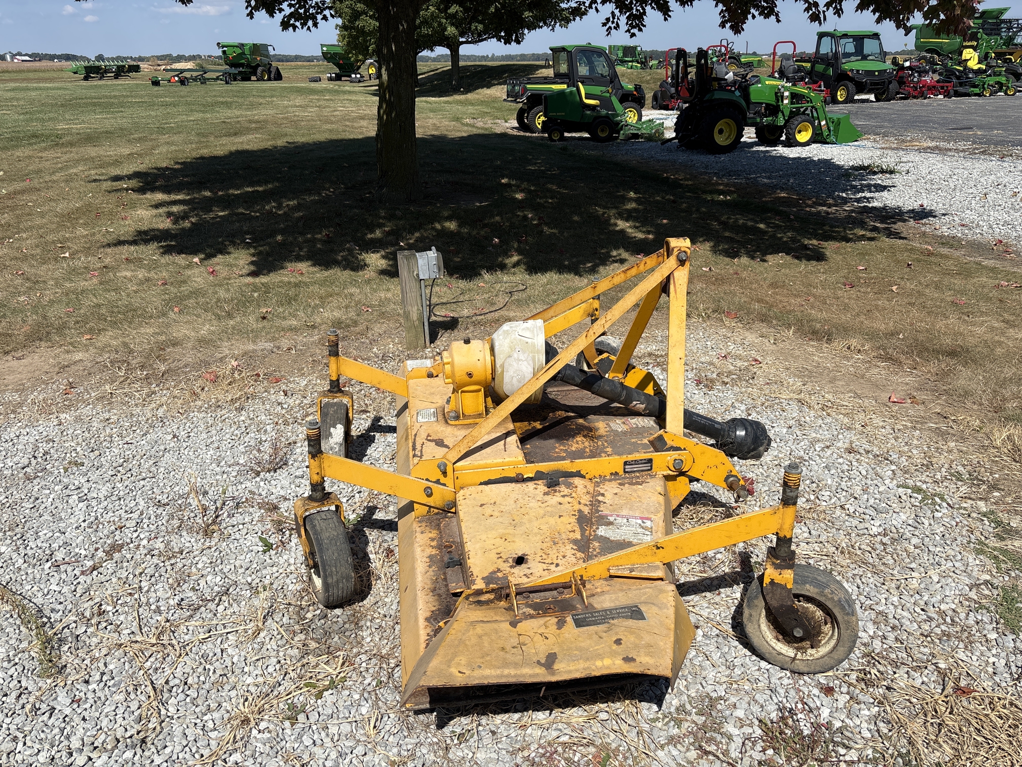 Used -- Cub Cadet 590-454-100 Grooming Mowers at Koenig Equipment in Urbana, OH - PhotoXL0