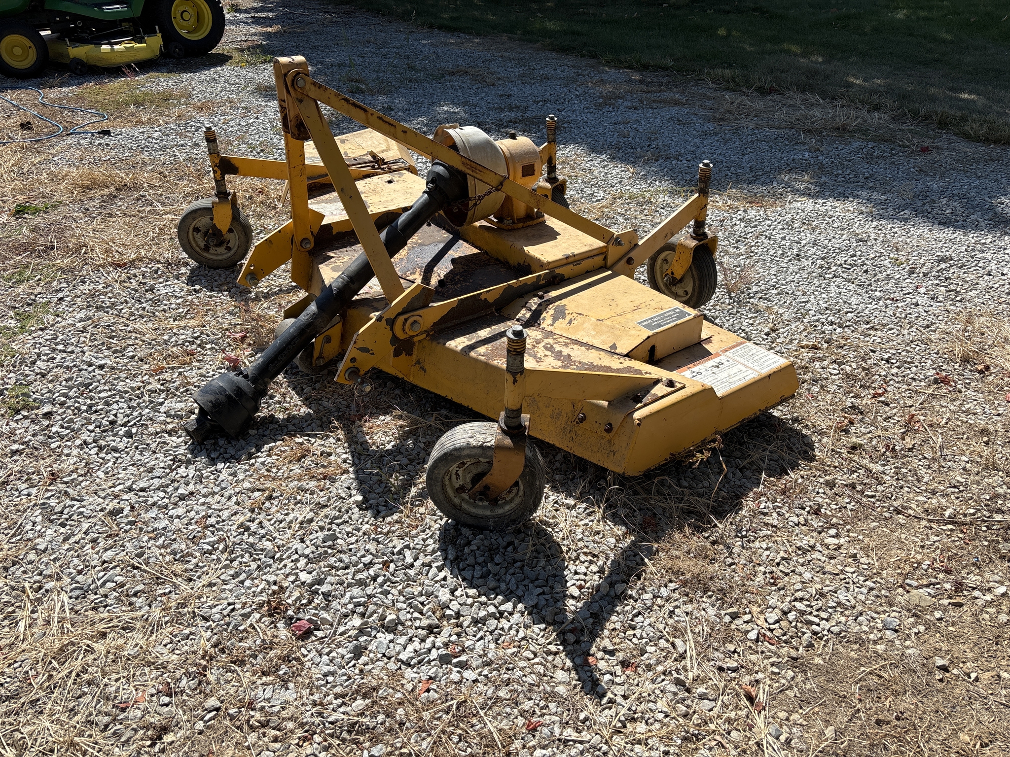 Used -- Cub Cadet 590-454-100 Grooming Mowers at Koenig Equipment in Urbana, OH - PhotoXL6