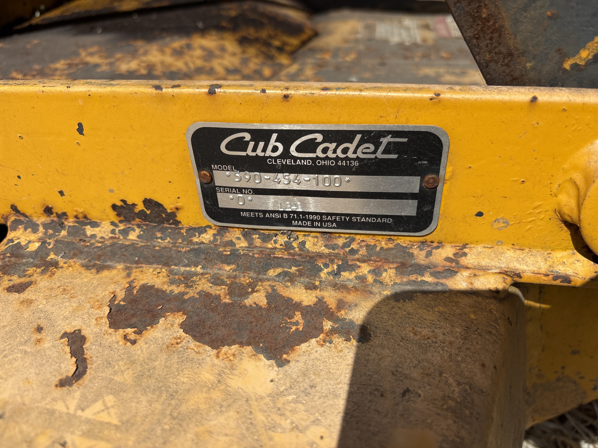 Used -- Cub Cadet 590-454-100 Grooming Mowers at Koenig Equipment in Urbana, OH - PhotoXL16