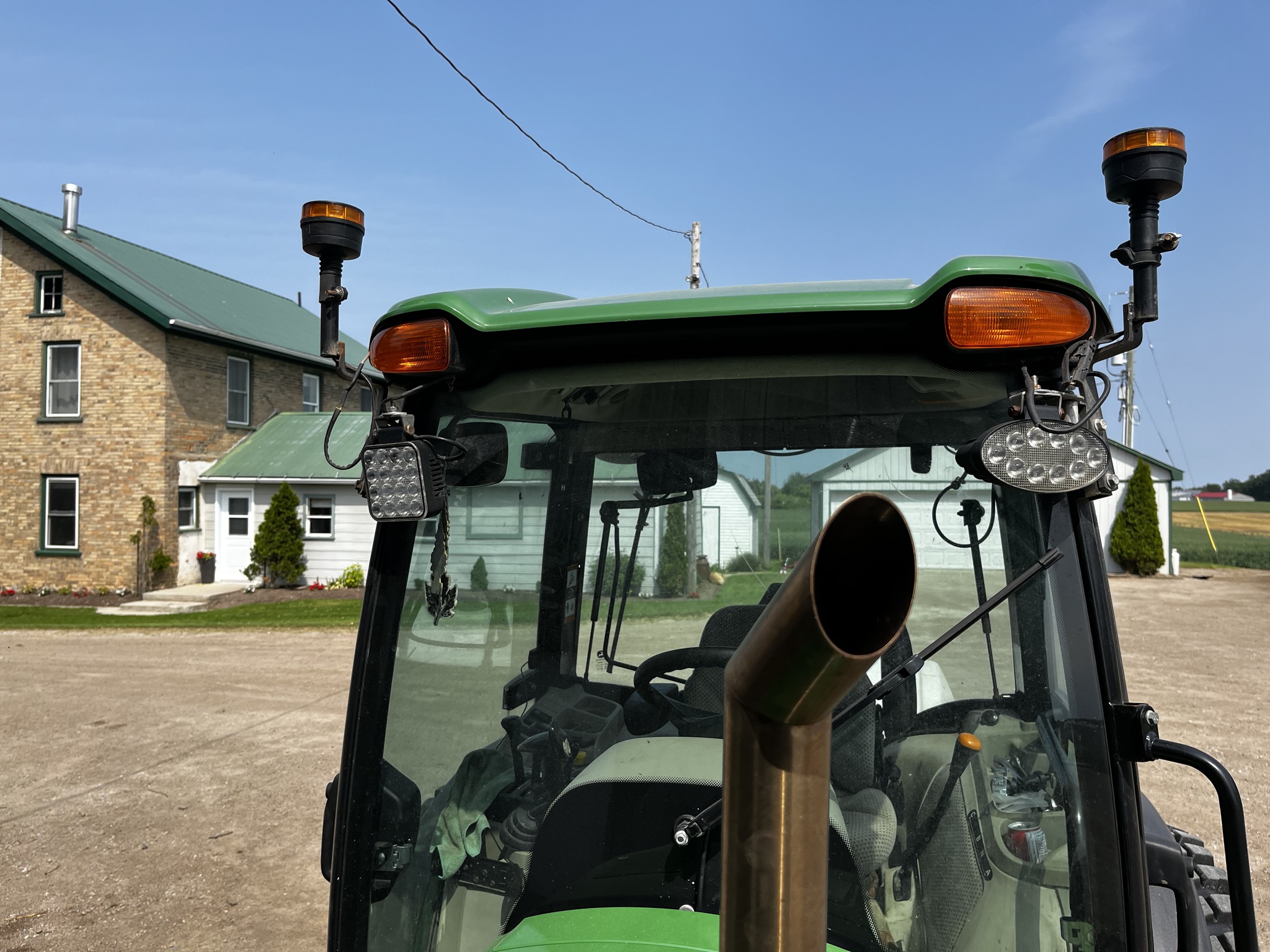 2019 John Deere 4066R Image 8