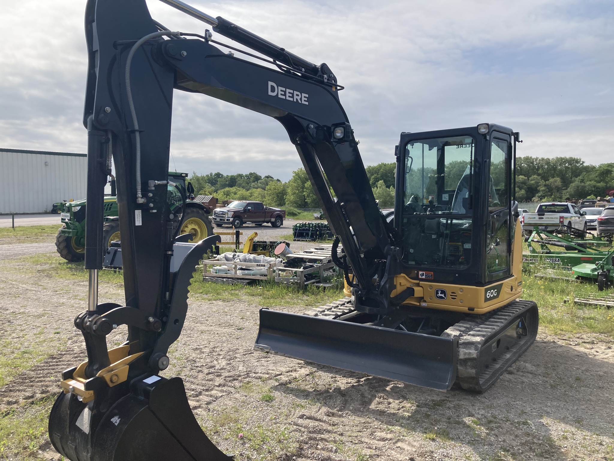 2023 John Deere 60G Image 4