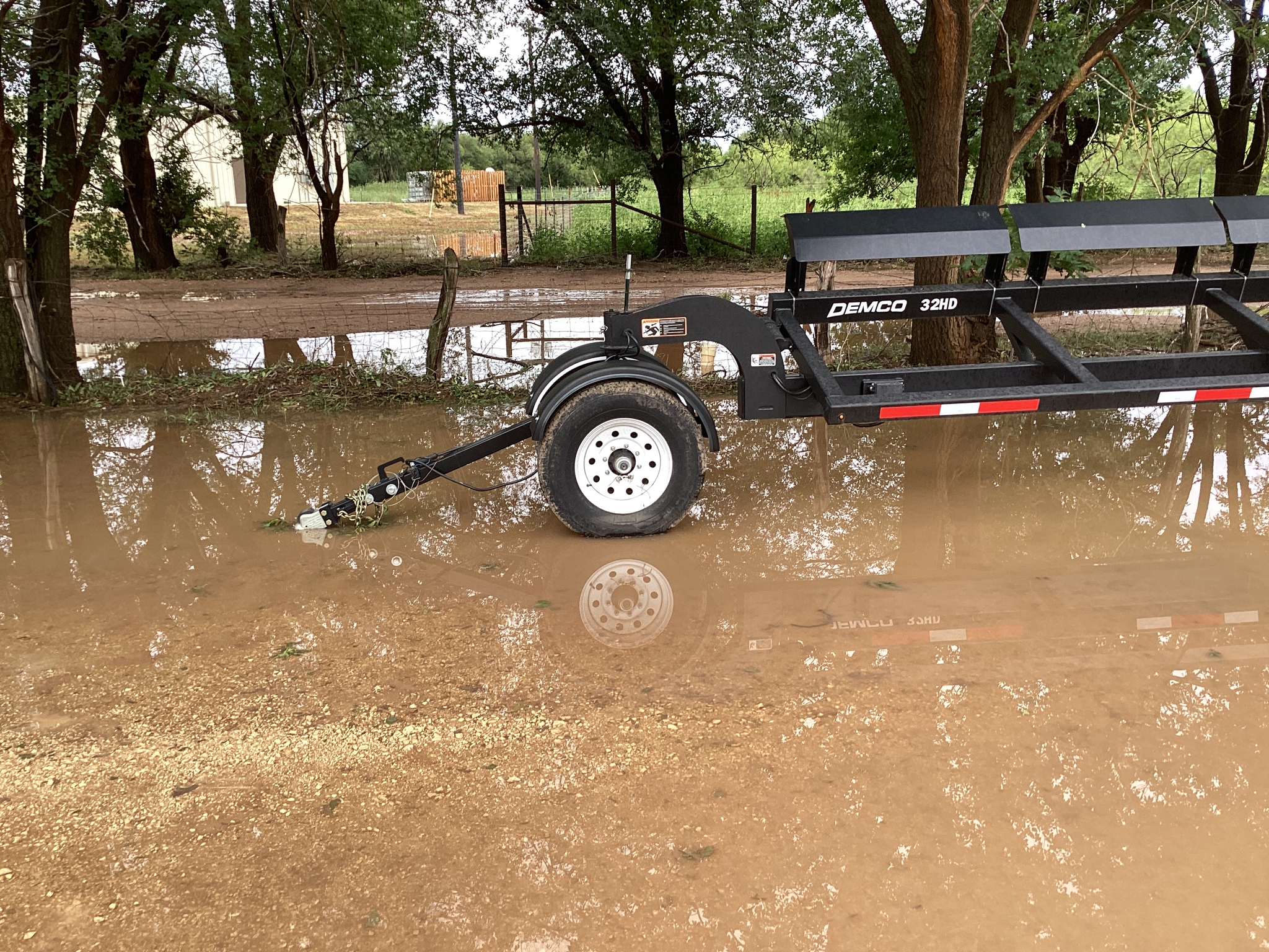 2023 Demco HDHT32 Image 3