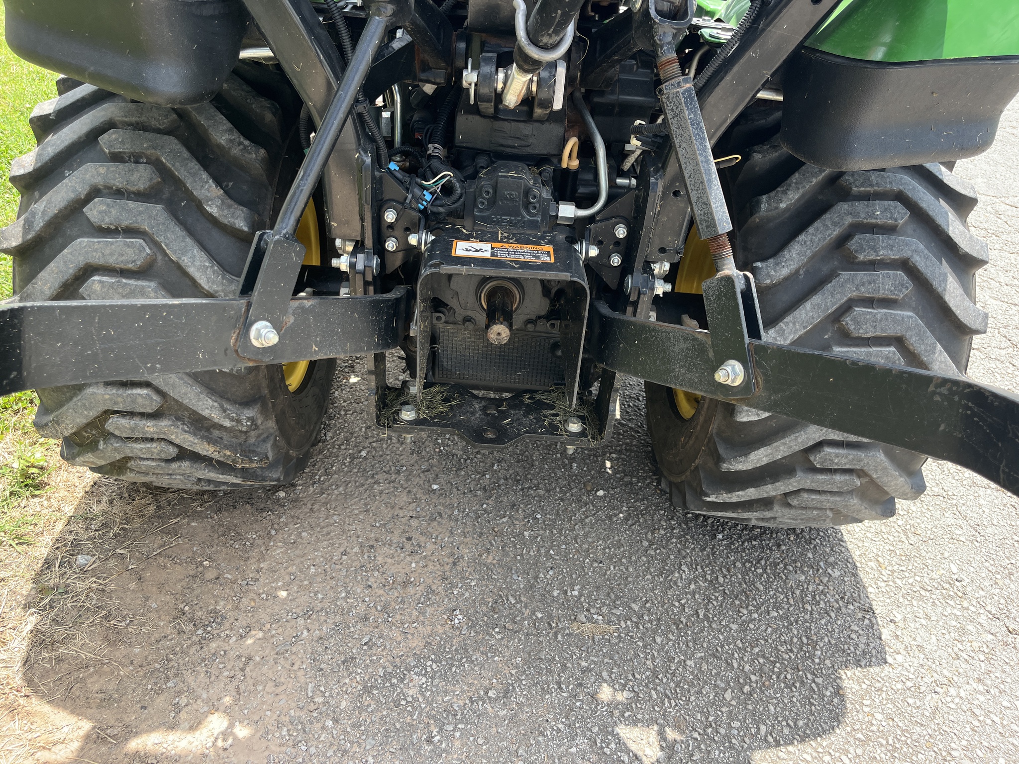 2019 John Deere 1025R Image 9