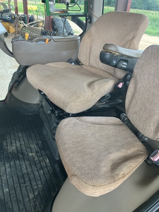 2010 John Deere 8295R Photo 5